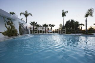 Foto 9a71c459-6c91-4aab-80ab-d564062f1c0f. Pis amb calefacció aparcament piscina a Estepona golf Estepona