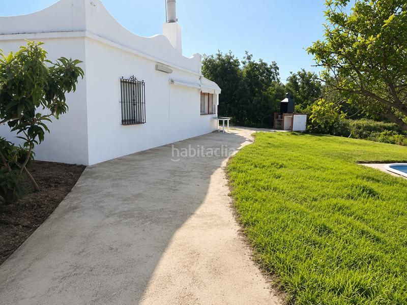 Foto 9558ae32-db28-4b76-8906-611e89f788a1. Finca rústica a Bahía Dorada Estepona