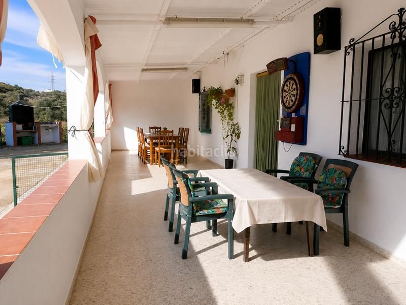 Foto b488fd79-6132-4f11-a62a-00776d7ab6e3. Finca rústica a Bahía Dorada Estepona