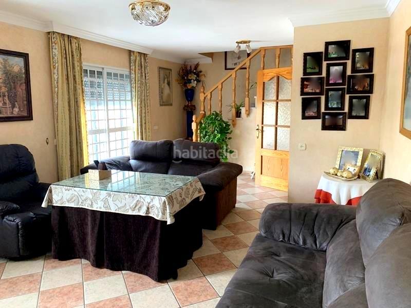 Foto c8b79eab-2167-49a2-8fbd-96d2b99df4e2. Towny house in Manilva pueblo Manilva