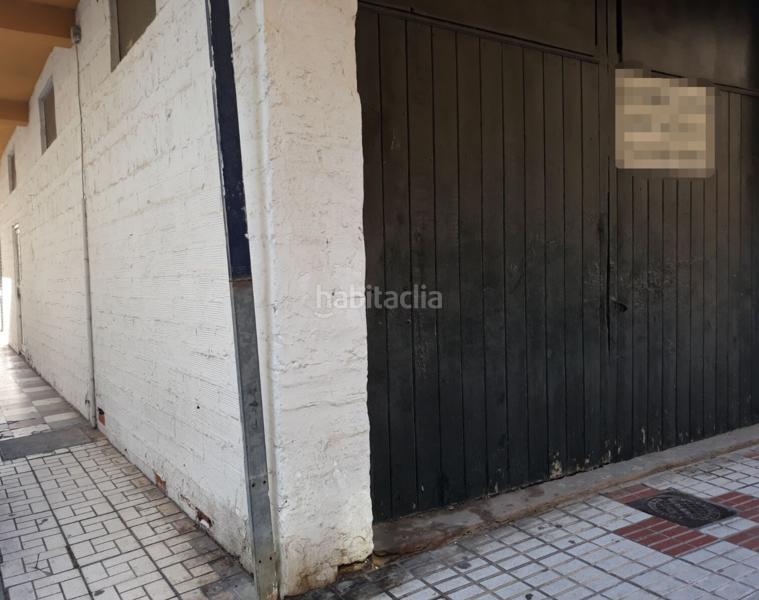 Foto 067ee233-3663-44b3-85bc-04bfb6db4938. Local comercial local en bruto de 250m2 con posibilidad de hacer 4 negocios distintos en Estepona