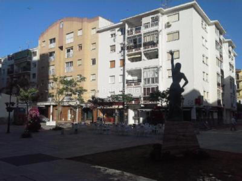 Foto 229a0f4b-2c78-41c0-8ced-baf28560e447. Local comercial local en bruto de 250m2 con posibilidad de hacer 4 negocios distintos en Estepona