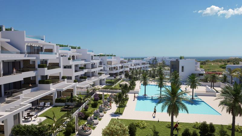 Foto 08072209-f359-48ae-9cff-5287fcb03640. Attico con riscaldamento parcheggio piscina in Guadalobón Estepona