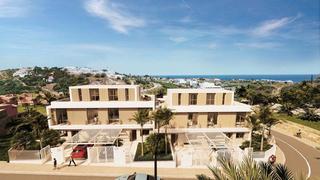 Casa aparellada a Estepona Golf. Nuevas villas adosadas de 4 habitaciones con espectaculares vist