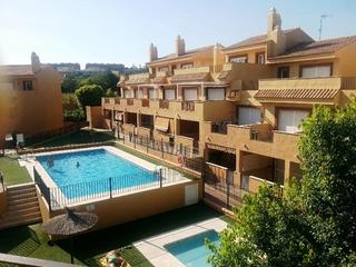 Àtic a Marina de Casares. Estupendo atico nuevo a estrenar en 2 linea de playa