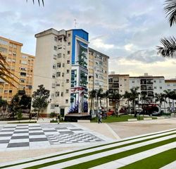 Miete Geschäftsraum in Centro. Amplio local para reformar en la plaza del ajedrez, estepona