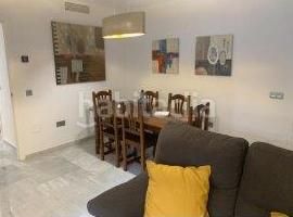 Foto be8e289c-7965-42fc-9706-93300045cc86. Alquiler piso  en alquiler para estudiantes, 4 habitaciones y 2 baños!! en Málaga