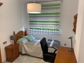 Foto f4af8890-045c-465f-8524-9e34ebdab246. Alquiler piso  en alquiler para estudiantes, 4 habitaciones y 2 baños!! en Málaga