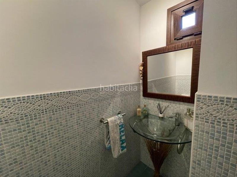 Foto 65468788-3fba-4253-a4ad-6b38e7a1b1aa. Casa pareada bonita adosada junto a campo de golf y con vistas al mar, visitela! en Manilva