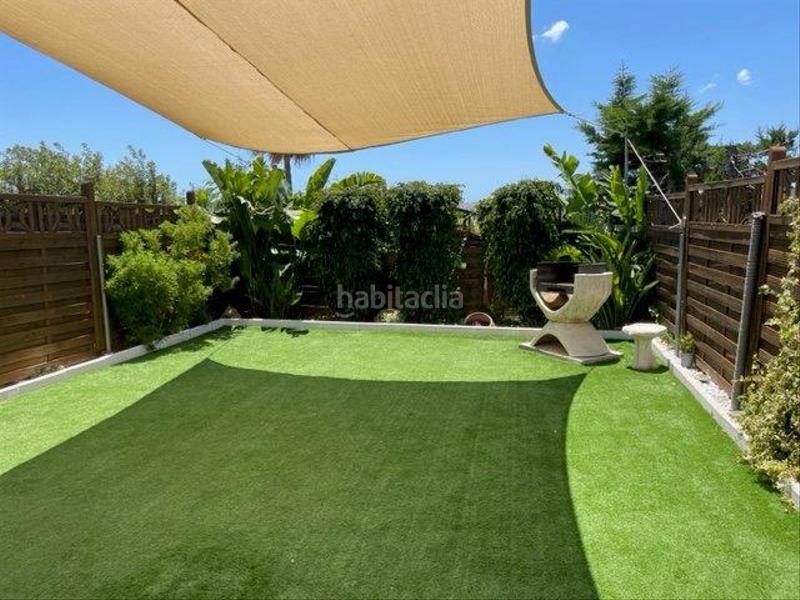 Foto 711cfa33-c0a4-41e4-94cf-676bcf8f9b2f. Casa pareada bonita adosada junto a campo de golf y con vistas al mar, visitela! en Manilva