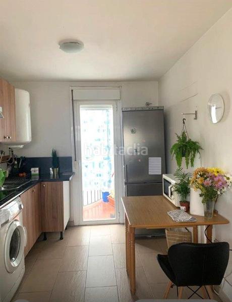 Foto c38cb355-b813-4a04-b79f-a21afcbf26a8. Ático  de 1 habitacion con terraza en el barrio de La Trinidad en Málaga