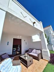 Casa aparellada a Casares Golf - Casares del Sol. En residencial tranquilo, precioso pareado con piscina privada