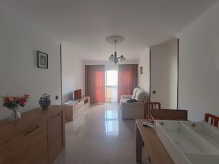 Alquiler Piso en La Florida - Parque Norte. Piso en alquiler con 3 habitaciones y terraza muy bien ubicado s