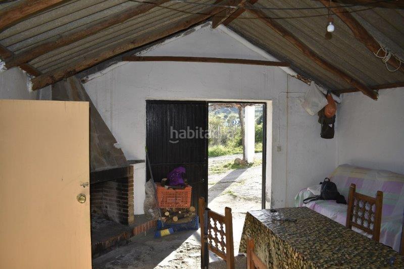 Foto 9c99dff3-b9e5-4d2d-9209-7e36417cef02. Fondo rustico in Casares pueblo Casares