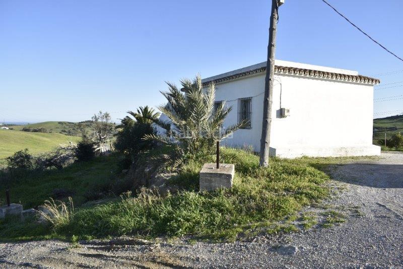 Foto a6732b58-b23e-4c81-8429-a29c806512af. Fondo rustico in Casares pueblo Casares