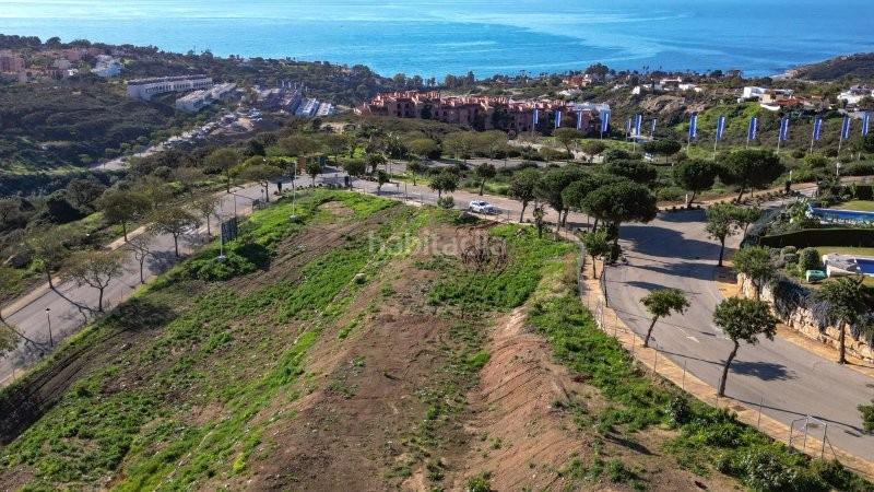 Foto a5c2c8de-9d75-4bbe-893b-60eda080651f. Finca rústica parcela urbanizable con vistas al mar en bahía de las rocas en Manilva