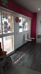 Miete Geschäftsraum in San Luis de Sabinillas. Se alquila en sabinillas local comercial en el centro del núcleo
