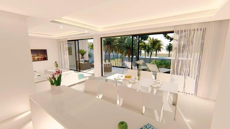 Foto cb95f7b2-ff64-4bf4-8d1c-63736ddc616e. Finca rústica se vende parcela con proyecto a 200 metros de la playa. en Estepona