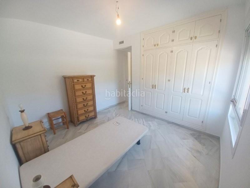 Foto 9f6e8401-34a9-4cb9-b001-b568c1cca0e8. Piso localizacion inmejorable!! exclusivo piso en venta a pie de playa!! en Estepona