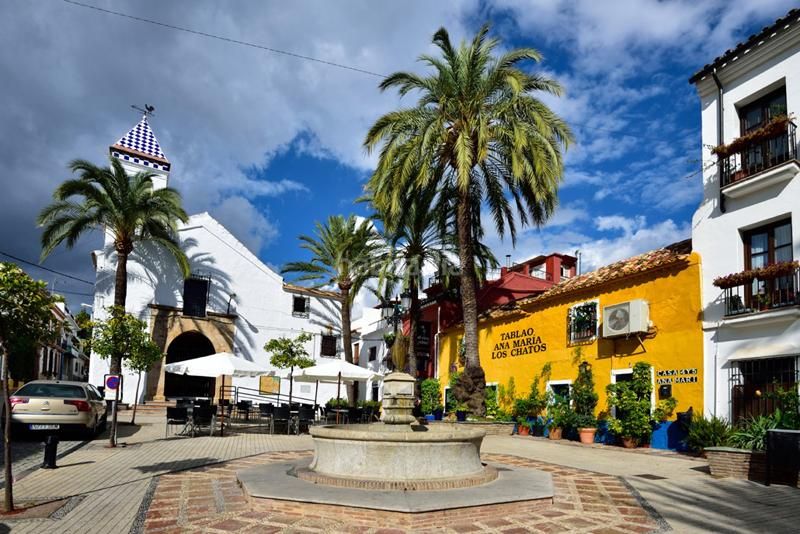 Foto e0f3d676-e672-4f36-a496-9ffa8e2ca969. Masia a Las Lomas de Río Verde Marbella