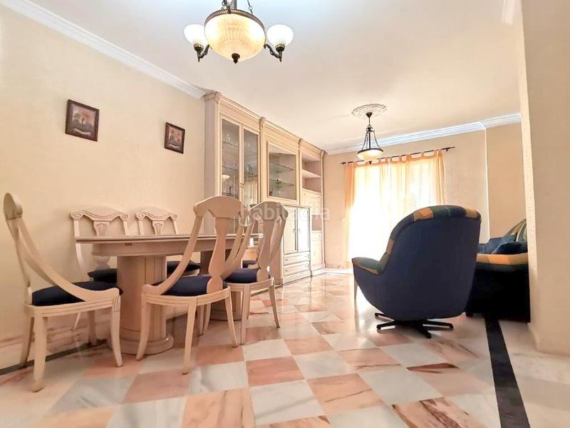 Foto 0e06a587-1b60-413f-977e-00cb21ede15b. Alquiler piso estupendo piso amueblado en alquiler, zona teatinosCortijo Alto !!! en Málaga