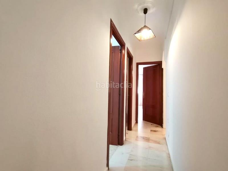 Foto 3290ba46-d04a-4cae-8dd8-ca7a11daeefa. Alquiler piso estupendo piso amueblado en alquiler, zona teatinosCortijo Alto !!! en Málaga
