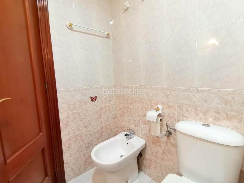 Foto c8acac96-ead1-4348-9d3f-c68f794bfccf. Alquiler piso estupendo piso amueblado en alquiler, zona teatinosCortijo Alto !!! en Málaga