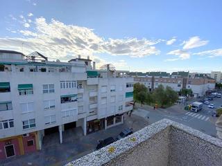 Lloguer Àtic a El Consul - Ciudad Universitaria - El Romeral. Estupendo atico en c antigona el romeralteatinos cerca del clini