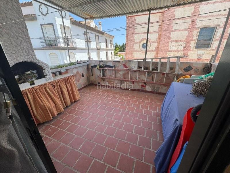 Foto 1d53b1d7-cd14-424f-bbf1-f91243031f5c. Casa aparellada amb calefacció a Manilva pueblo Manilva