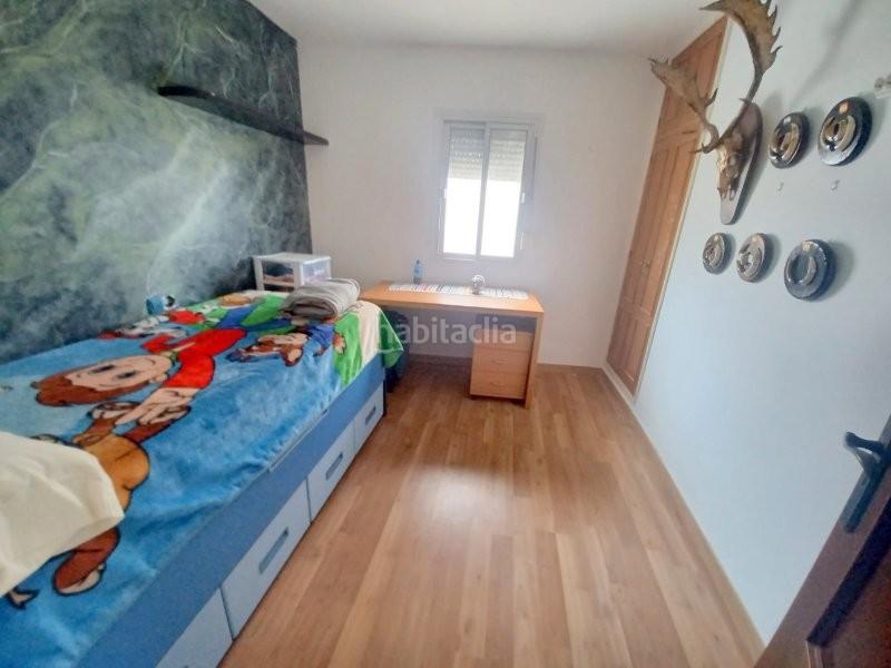 Foto 5c9fb52e-f1e3-4caa-9861-fe70a846ec46. Casa aparellada amb calefacció a Manilva pueblo Manilva