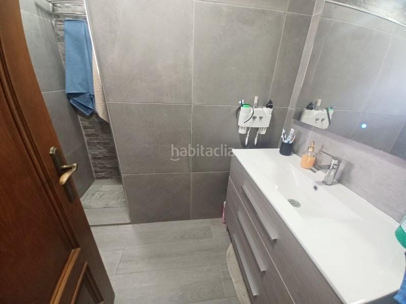 Foto dc94aaed-1ba4-4cbc-b1e4-1ee5d5245059. Casa aparellada amb calefacció a Manilva pueblo Manilva