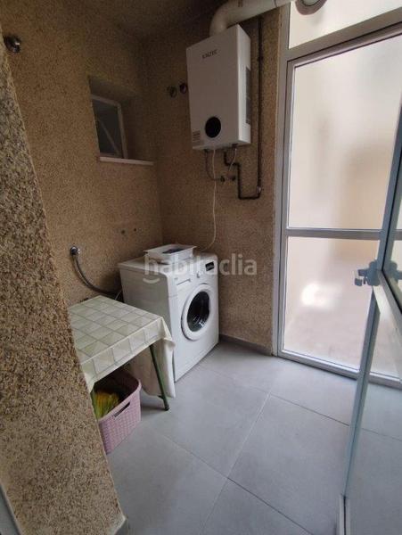 Foto 2381b7f6-daaf-464e-b440-fcf4cdaec7aa. Alquiler piso estuidantes!! estupendo piso amueblado en alquiler, en Cortijo Alto en Málaga