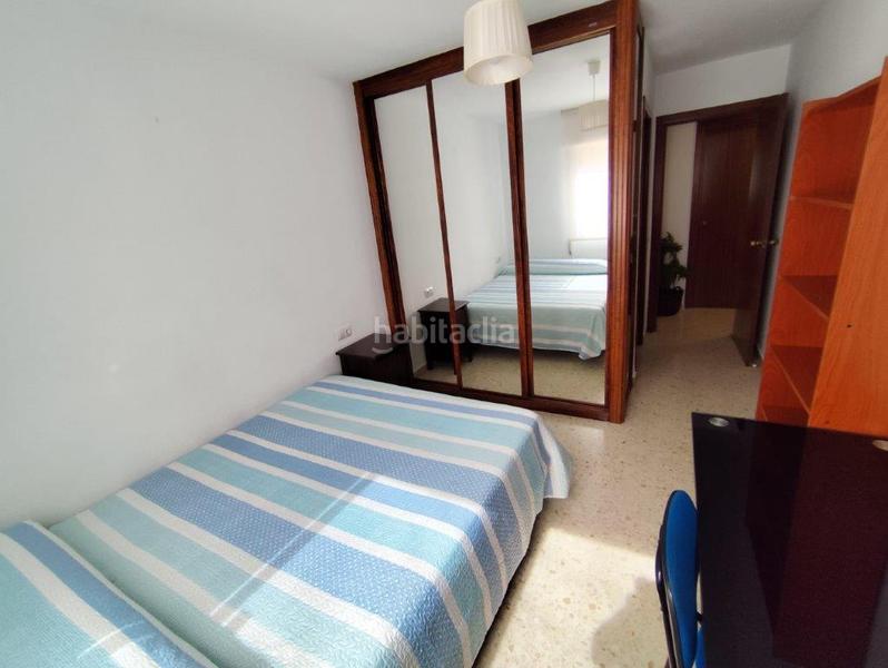 Foto 3581a0c9-51c6-488c-8a0a-22a366a3c976. Alquiler piso estuidantes!! estupendo piso amueblado en alquiler, en Cortijo Alto en Málaga