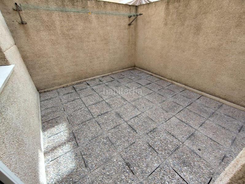 Foto 7267052b-cbc1-47d0-ac59-53c5fe8f5d4d. Alquiler piso estuidantes!! estupendo piso amueblado en alquiler, en Cortijo Alto en Málaga