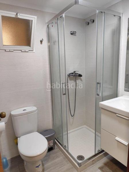 Foto c8137905-278b-4b79-8da4-87a4e0a682e8. Alquiler piso estuidantes!! estupendo piso amueblado en alquiler, en Cortijo Alto en Málaga