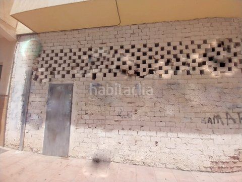 Foto 5a2f423f-15c2-4352-b289-8262615599ef. Alquiler local comercial alquiler de céntrico local comercial en bruto en el Centro en Estepona