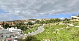 Etagenwohnung in Doña Julia Golf. Espectacular vivienda en venta en casares.