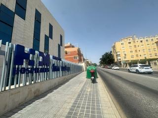 Pis a Camino de Antequera. Espacioso piso en la avenida carlos haya, málaga, con  honorario