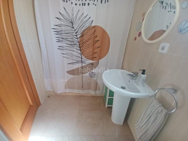 Foto 8b674050-354f-49c3-80d4-54ab33336436. Alquiler casa pareada alquiler de adosado dúplex exclusivo con vistas al mar en sabinillas en Manilva