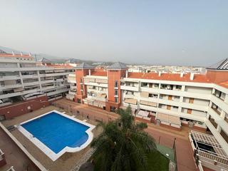 Lloguer Àtic a Huerta Nueva. Alquiler de piso en estepona   solo profesores!
