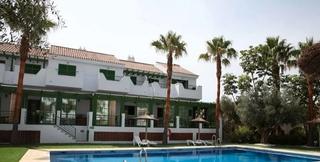Piso en El Castillo. Oportunidad de inversión única apartamento con gran potencial de