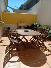 Maison jumelée à Zona Calvario. Magnifica casa de 4 plantas en esquina en el centro de estepona