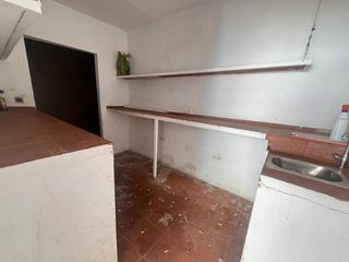 Miete Geschäftsraum in Centro. Alquiler de almacen en centro de estepona