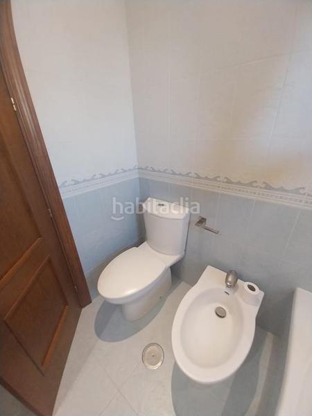 Foto a98944a5-d370-4c30-ab7e-4ccb5f09cbcc. Alquiler piso alquiler de larga temporada en centro en Estepona