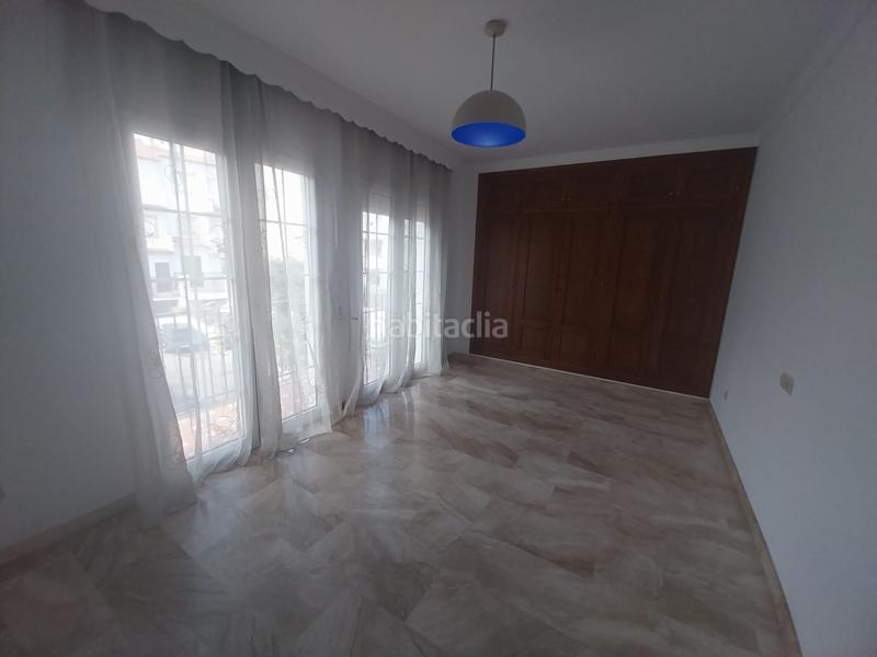Foto 8e3a8c46-9b8d-4ba7-aab4-abee66950871. Miete etagenwohnung mit heizung parking in Huerta Nueva Estepona
