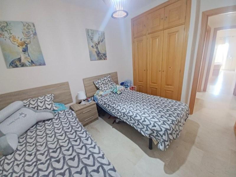 Foto a89fea61-497d-48c1-abf4-ac4c2419bc29. Appartamento con parcheggio piscina in Chullera Manilva