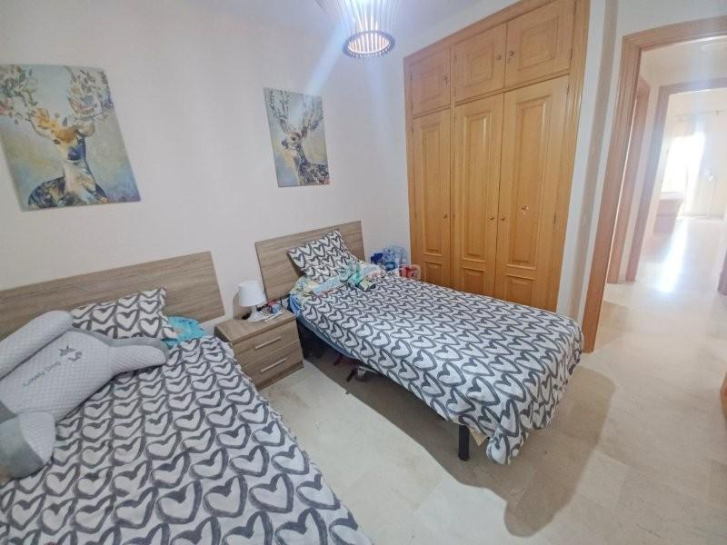 Foto aaaddc8c-0197-4f33-b6bc-d8d1ee430ff4. Appartamento con parcheggio piscina in Chullera Manilva