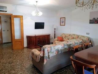 Location Appartement à El Tejar - Hacienda Bizcochero. Amplio piso en teatinos con orientación este de 3 habitaciones