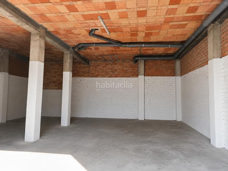 Foto b65acdfe-4269-42ca-9605-af1a3abc3a6a. Local comercial a Centro Estepona