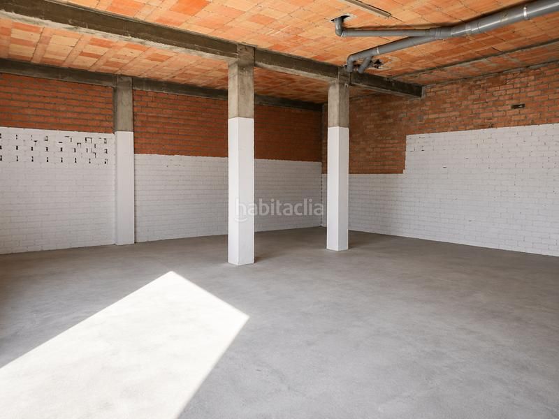 Foto cb63a37f-ef7b-4fe1-b238-c121ce9d6add. Local comercial a Centro Estepona